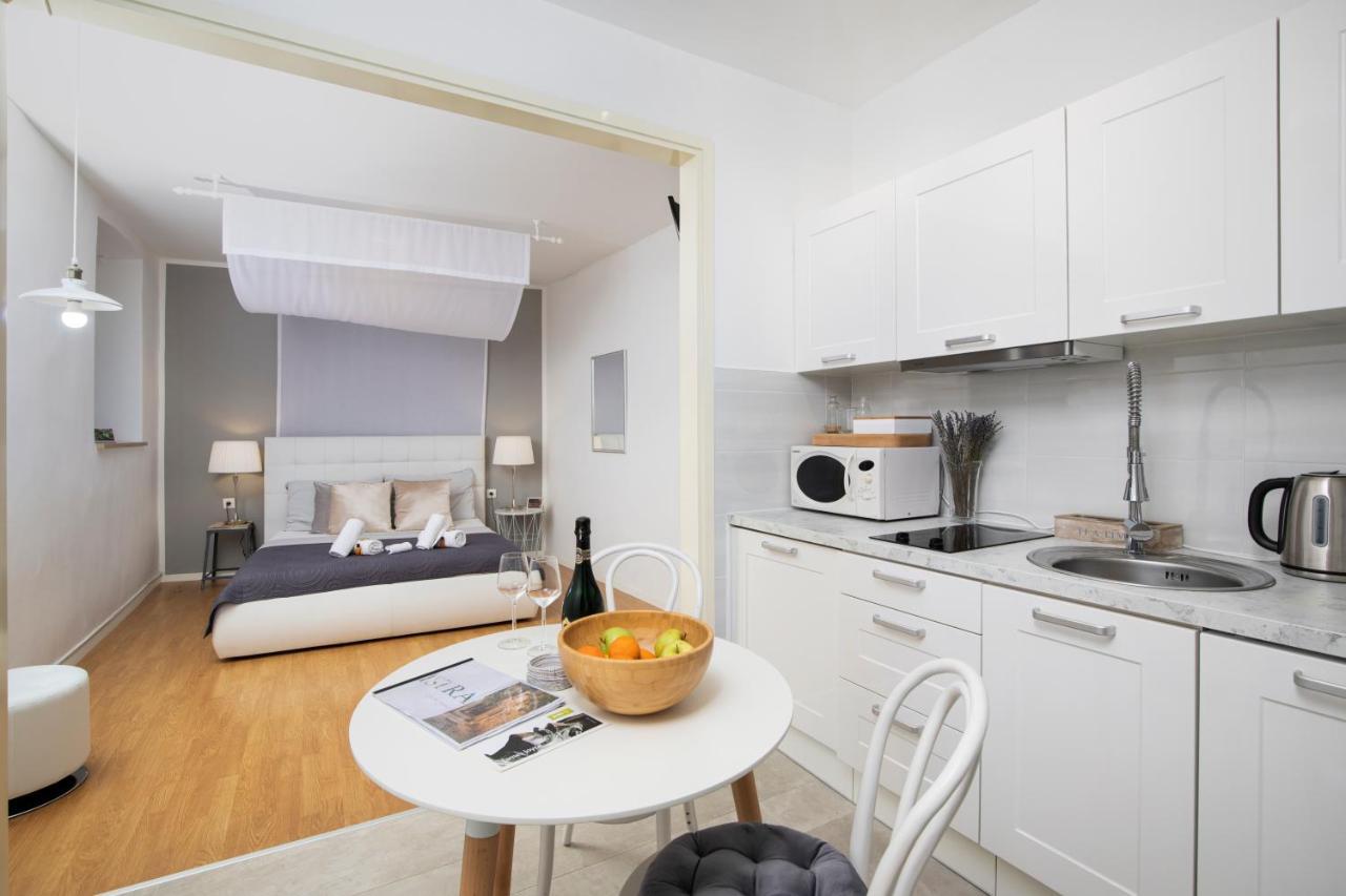 Kandlers Street Apartment Пула Экстерьер фото